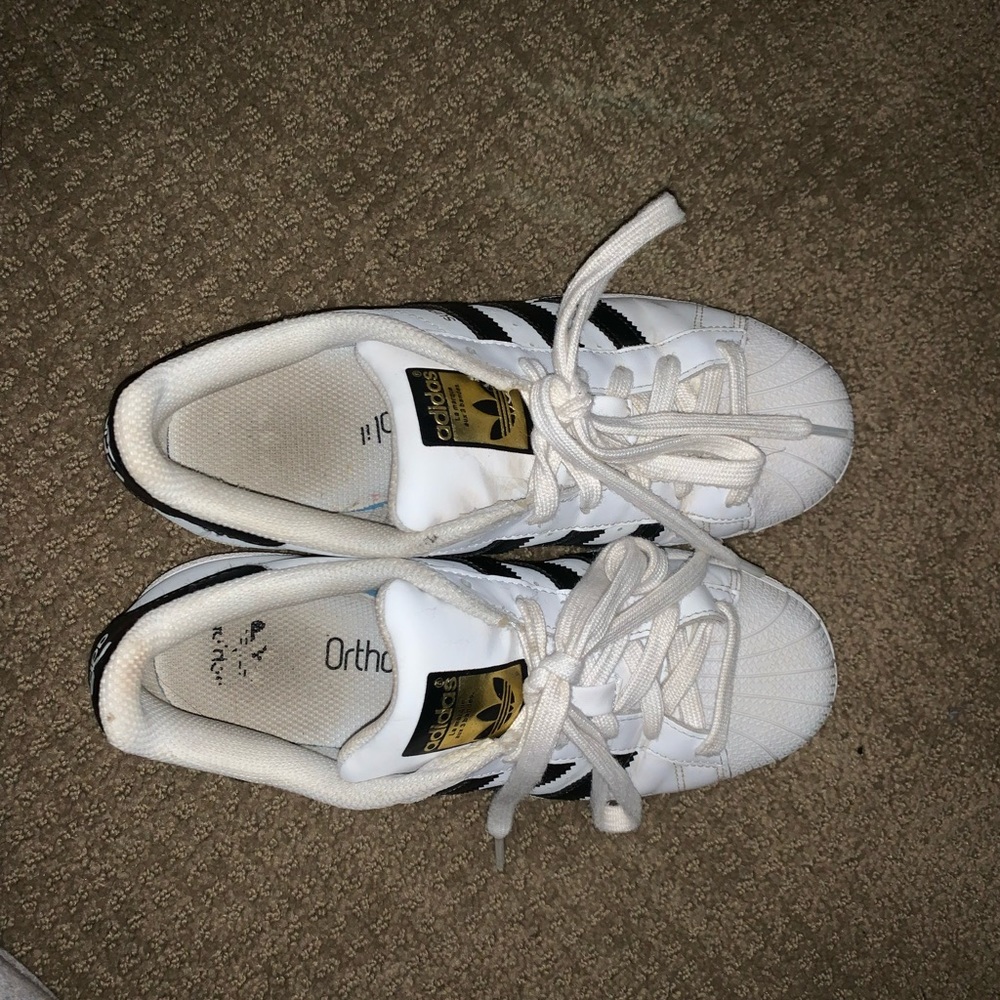 ADIDAS superstar - Picture 3 of 5